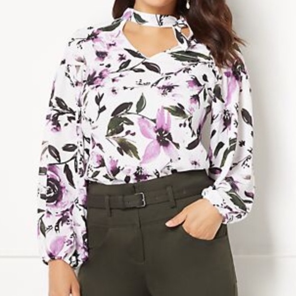 Tops - white  floral choker blouse size XS SM MED